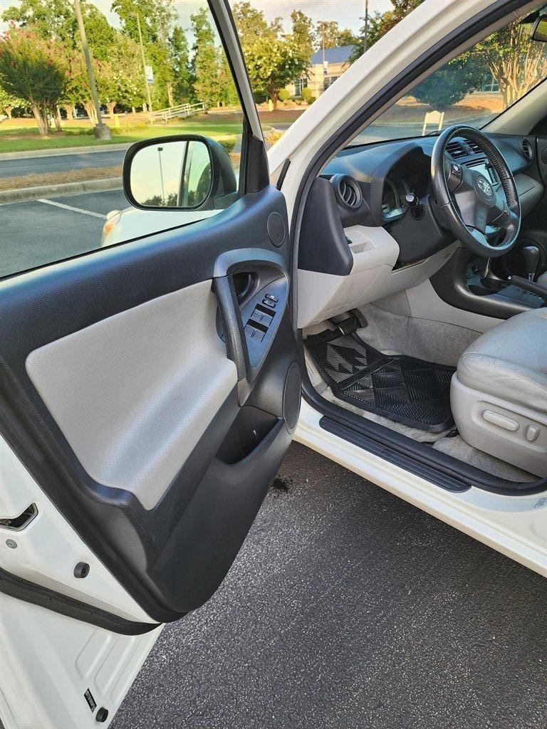 2012 Toyota RAV4 Limited - Photo 9